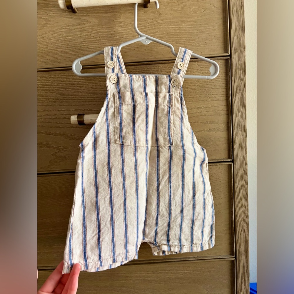 🐻☀️Zara 9-12 months overall